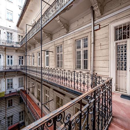 Soho Downtown Apartment Budapest Exterior photo
